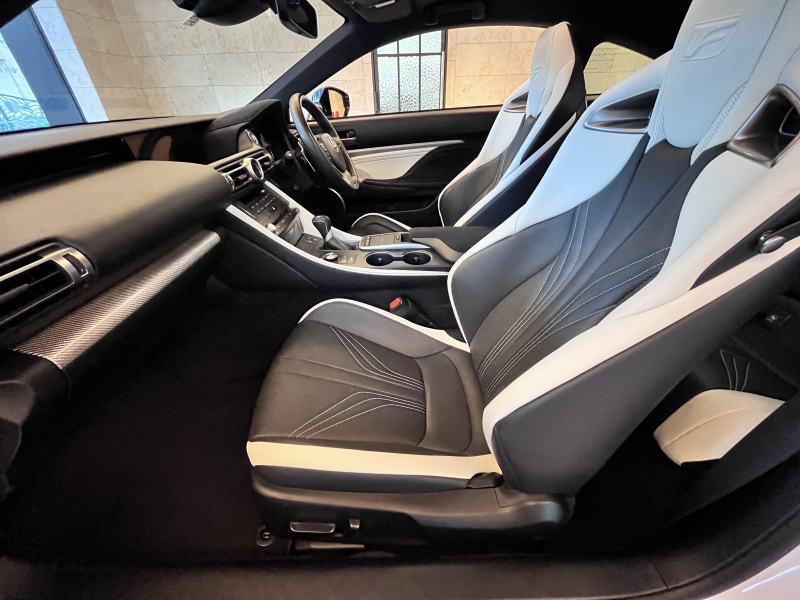 レクサス RC F 中古車