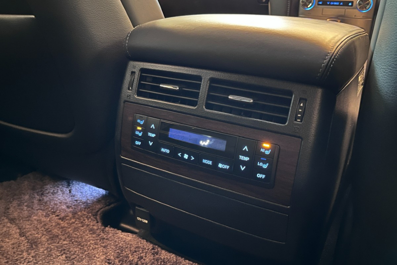 トヨタ ランドクルーザー 中古車