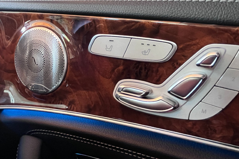 メルセデスベンツ Eクラス 中古車