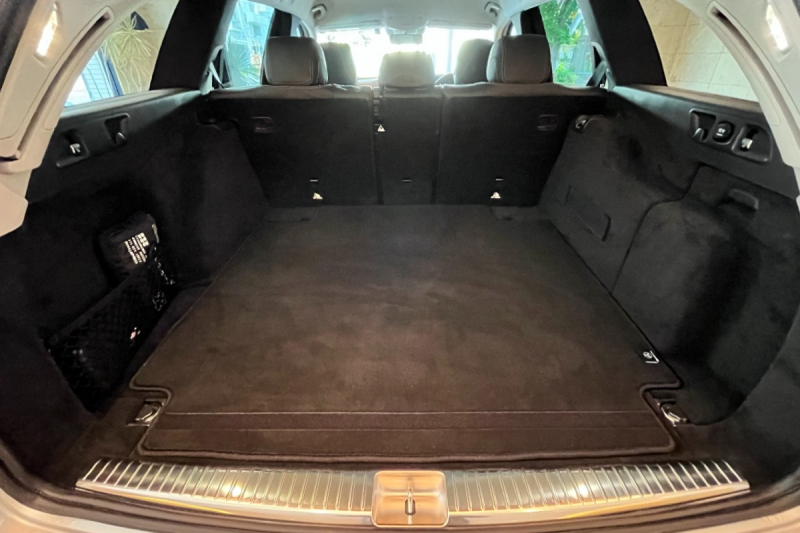 メルセデスベンツ Eクラス 中古車