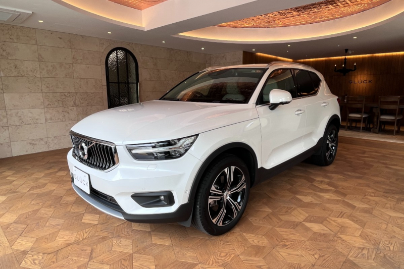 ボルボ XC40 中古車
