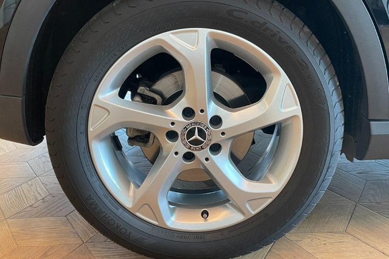 メルセデスベンツ GLA 中古車