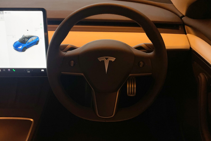 テスラ モデル3 中古車