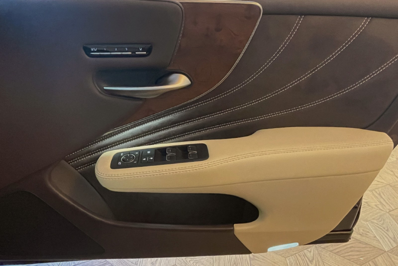 レクサス LSハイブリッド 中古車