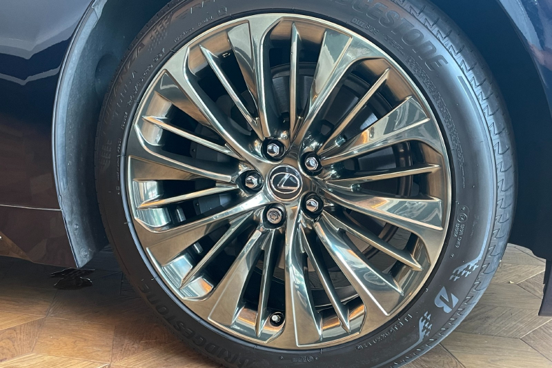 レクサス LSハイブリッド 中古車