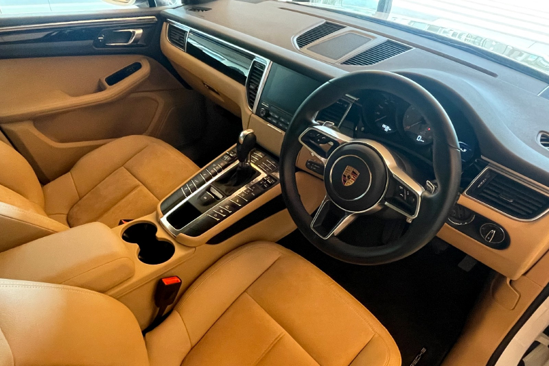 ポルシェ マカン 中古車