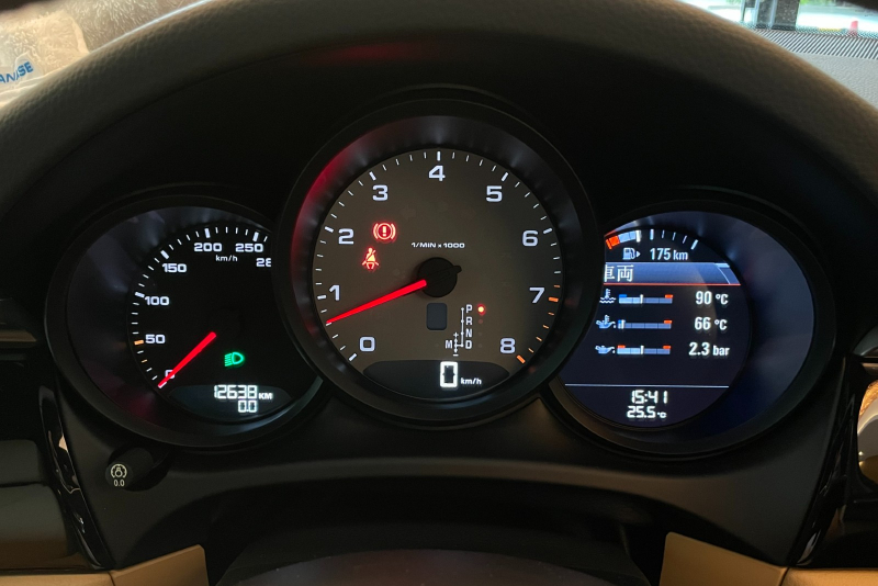 ポルシェ マカン 中古車