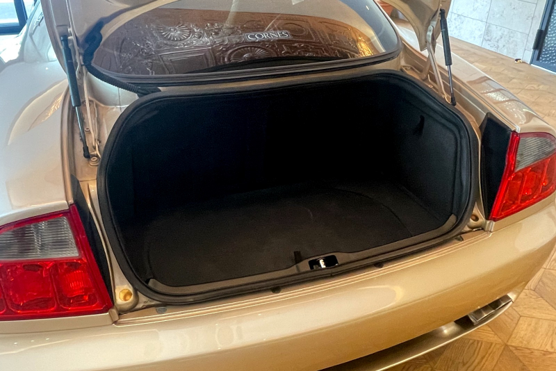 マセラティ クーペ 中古車