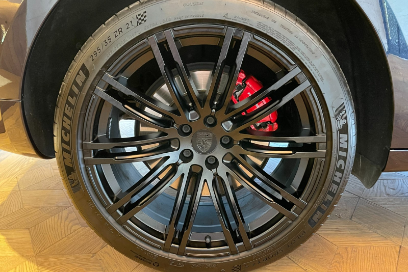 ポルシェ マカン 中古車