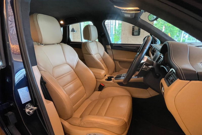 ポルシェ マカン 中古車