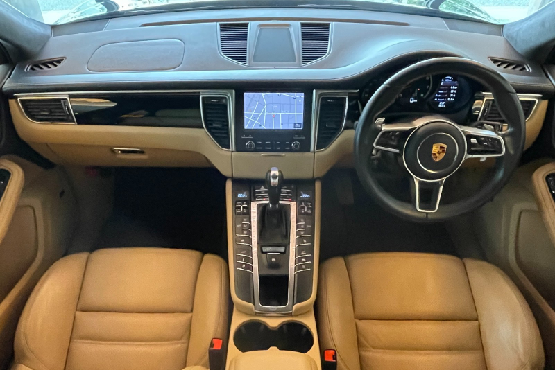 ポルシェ マカン 中古車