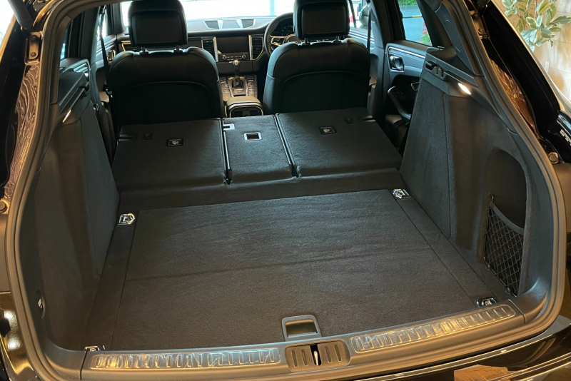 ポルシェ マカン 中古車