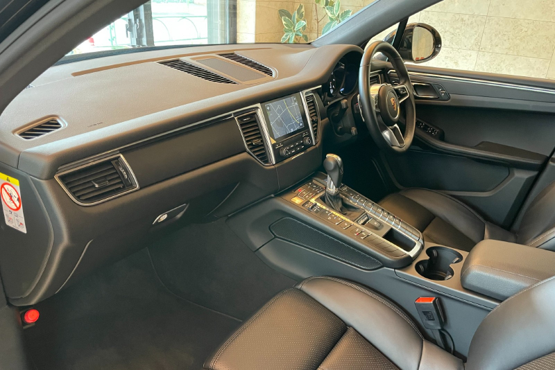 ポルシェ マカン 中古車