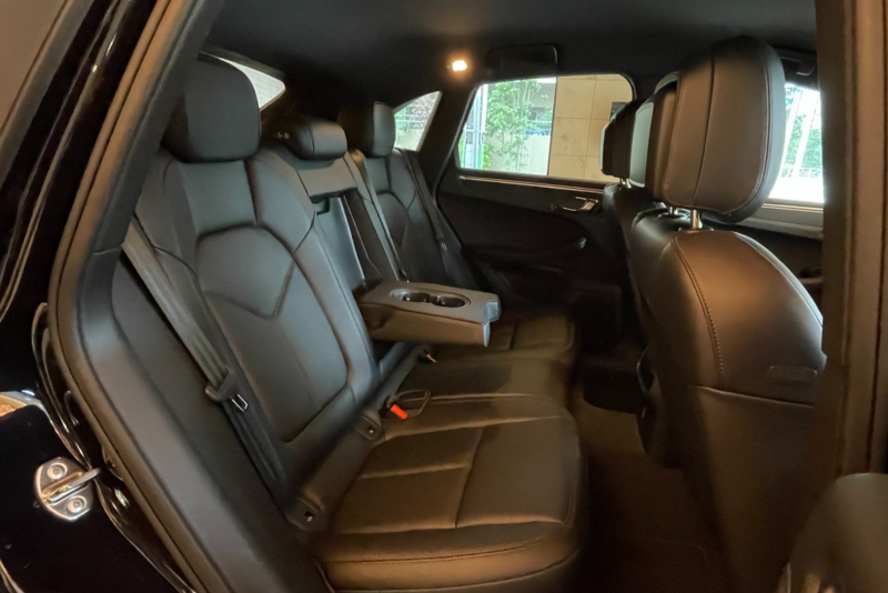 ポルシェ マカン 中古車