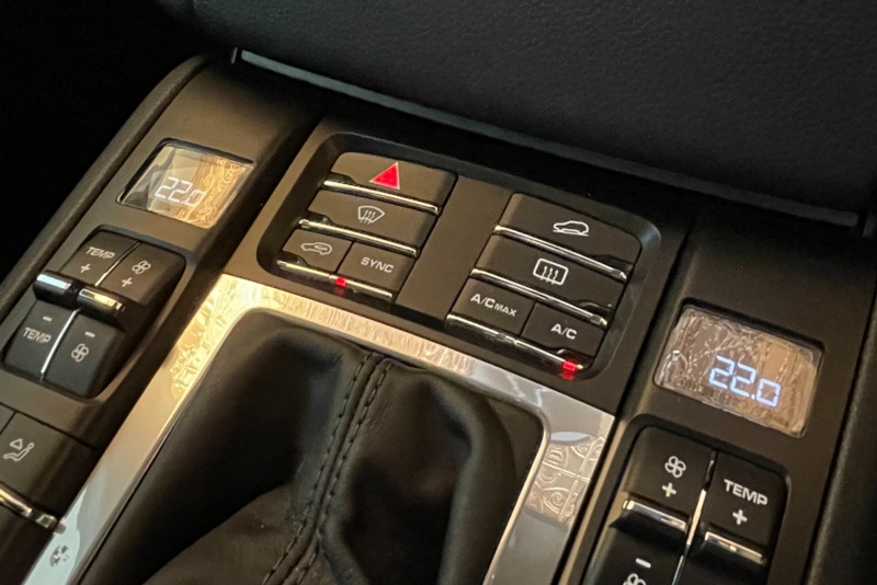 ポルシェ マカン 中古車