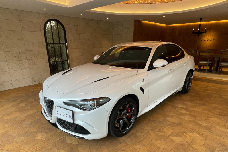 アルファロメオ ジュリア 中古車