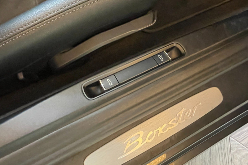 ポルシェ 718 ボクスター 中古車