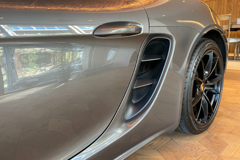 ポルシェ 718 ボクスター 中古車