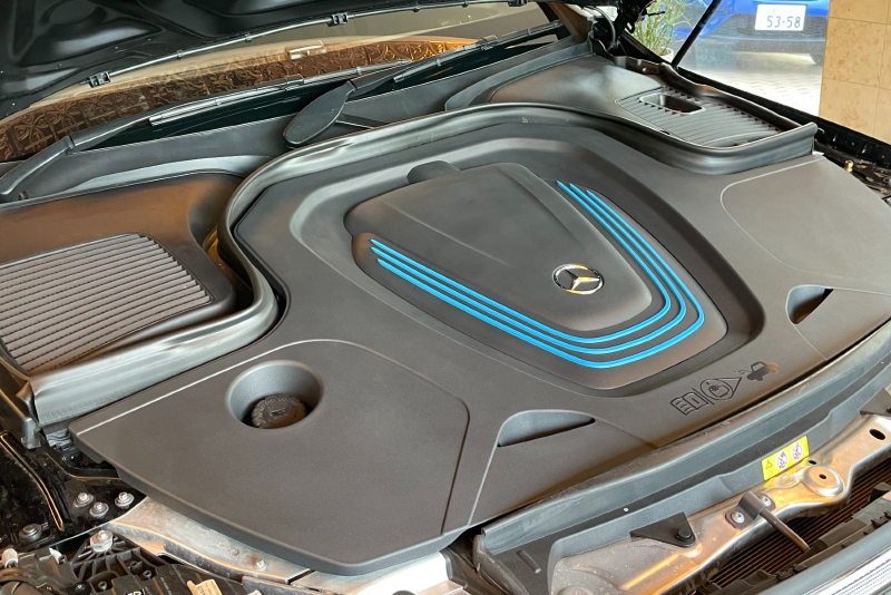 メルセデスベンツ EQC 中古車