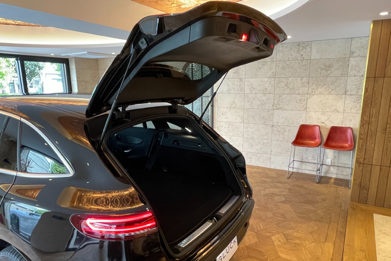 メルセデスベンツ EQC 中古車