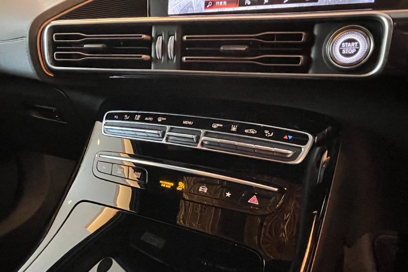 メルセデスベンツ EQC 中古車