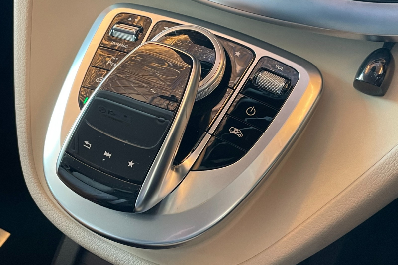 メルセデスベンツ Vクラス 中古車