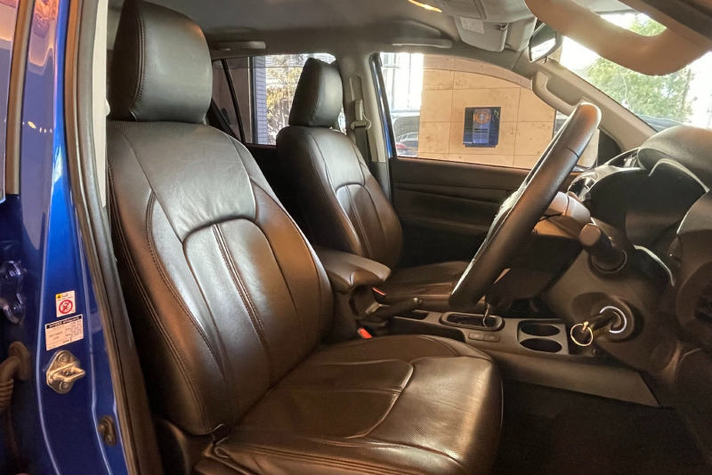トヨタ ハイラックス 中古車