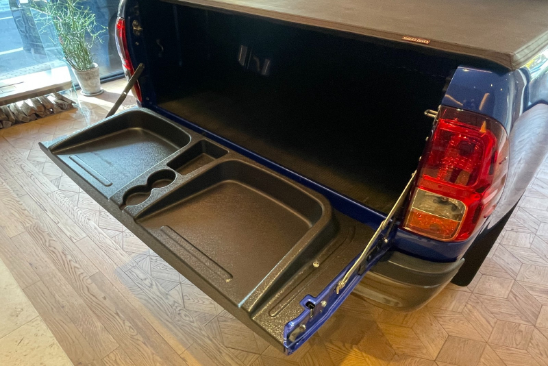 トヨタ ハイラックス 中古車
