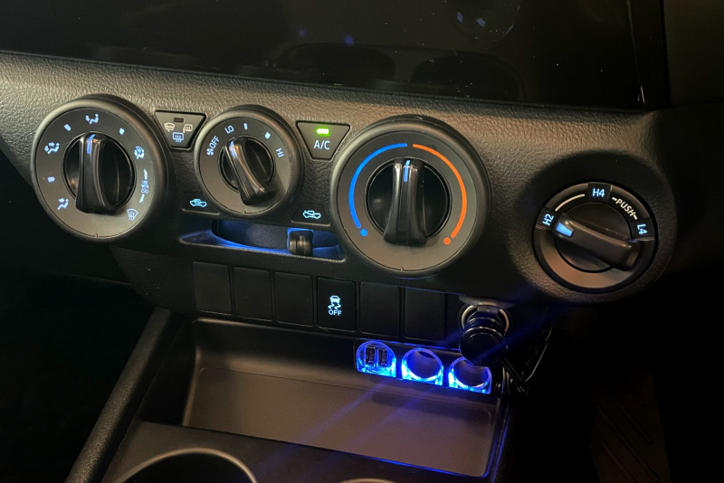 トヨタ ハイラックス 中古車