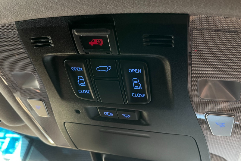 トヨタ アルファード 中古車