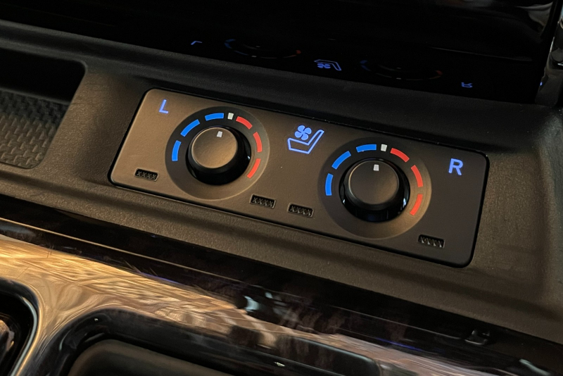 トヨタ アルファード 中古車