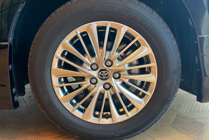 トヨタ アルファード 中古車