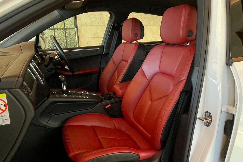 ポルシェ マカン 中古車