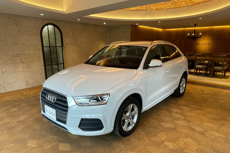 アウディ Q3 中古車