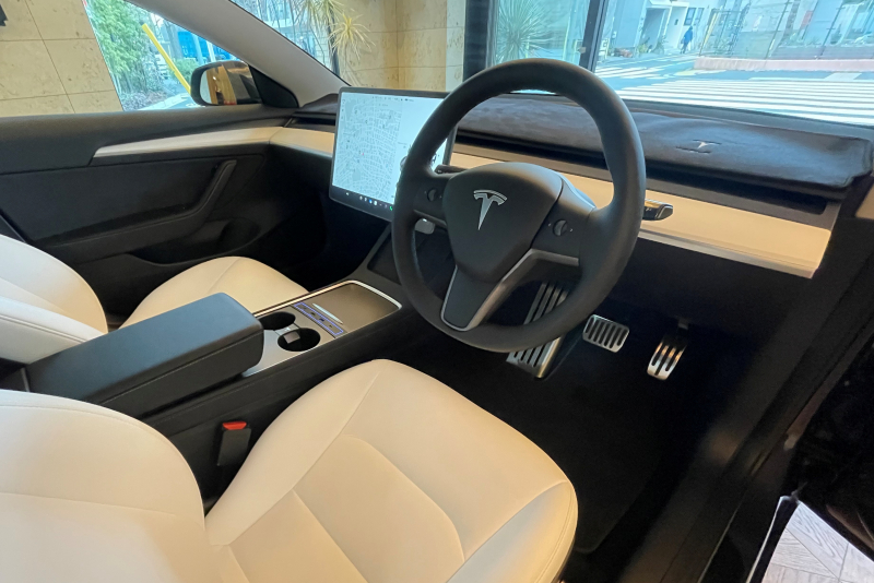 テスラ モデル3 中古車