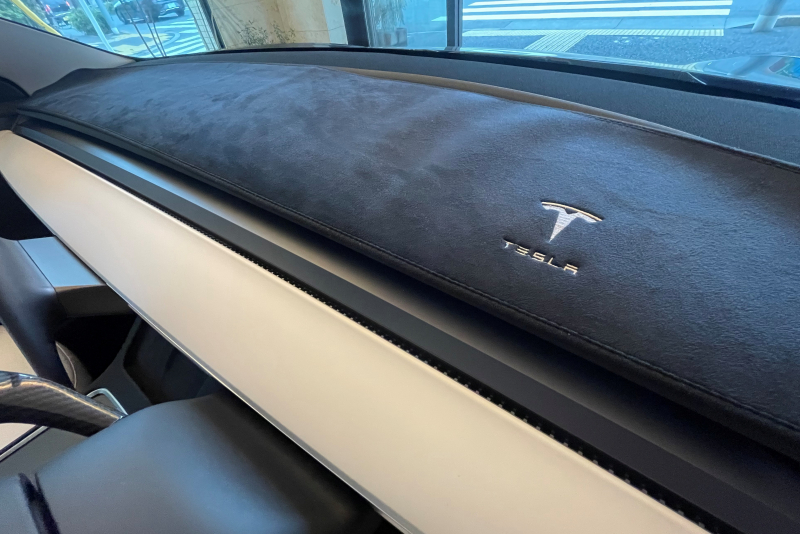 テスラ モデル3 中古車