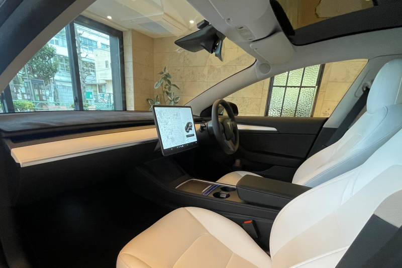 テスラ モデル3 中古車