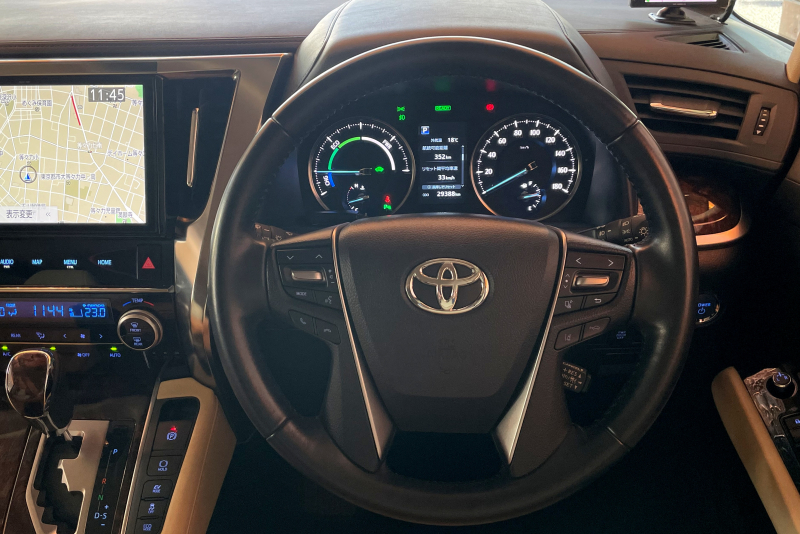 トヨタ アルファード ハイブリッド 中古車