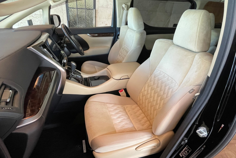 トヨタ アルファード ハイブリッド 中古車