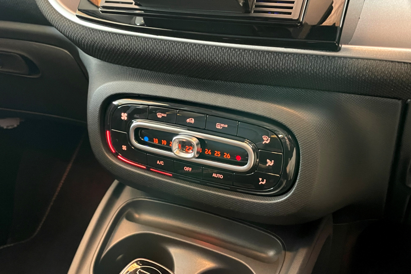 スマート フォーフォー 中古車