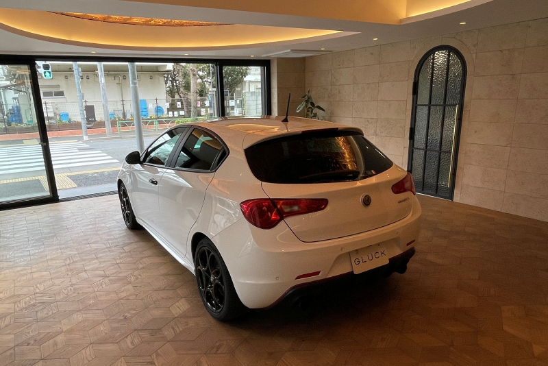 アルファロメオ ジュリエッタ 中古車