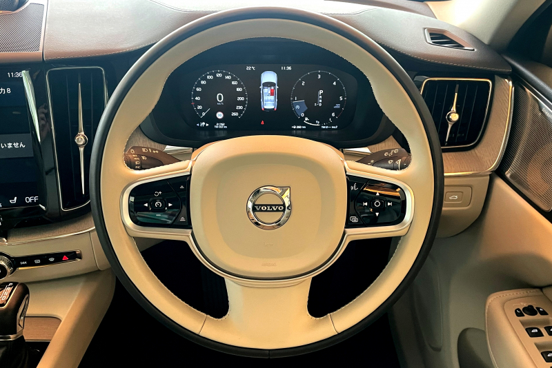 ボルボ XC60 中古車