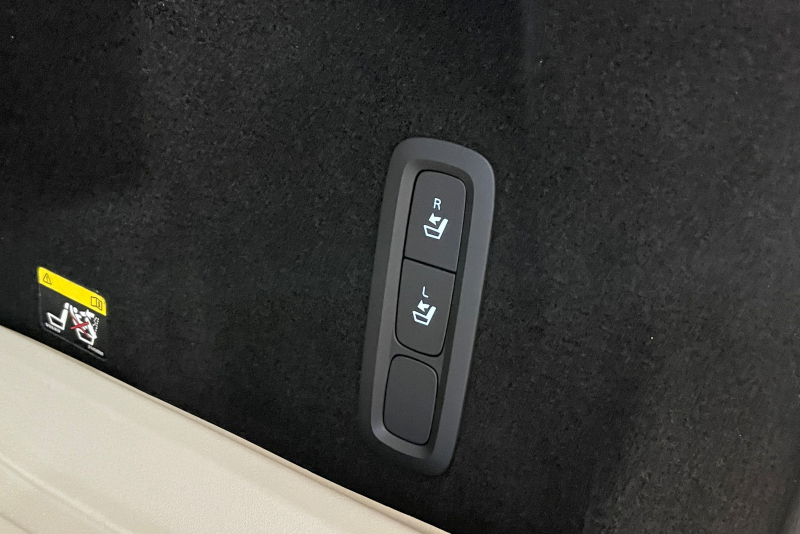 ボルボ XC60 中古車