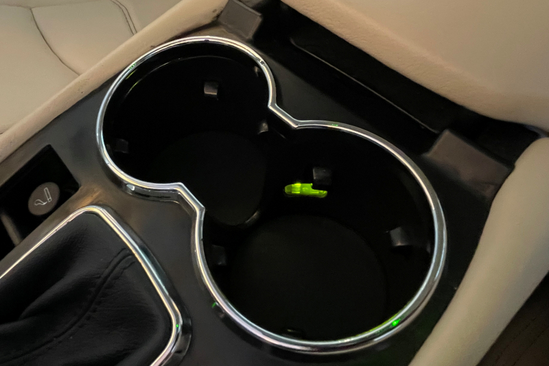 マセラティ グランツーリズモ 中古車