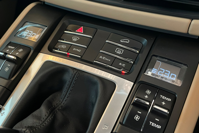 ポルシェ マカン 中古車