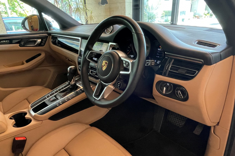 ポルシェ マカン 中古車