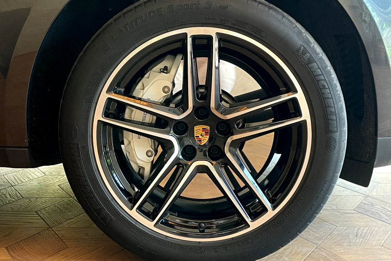 ポルシェ マカン 中古車