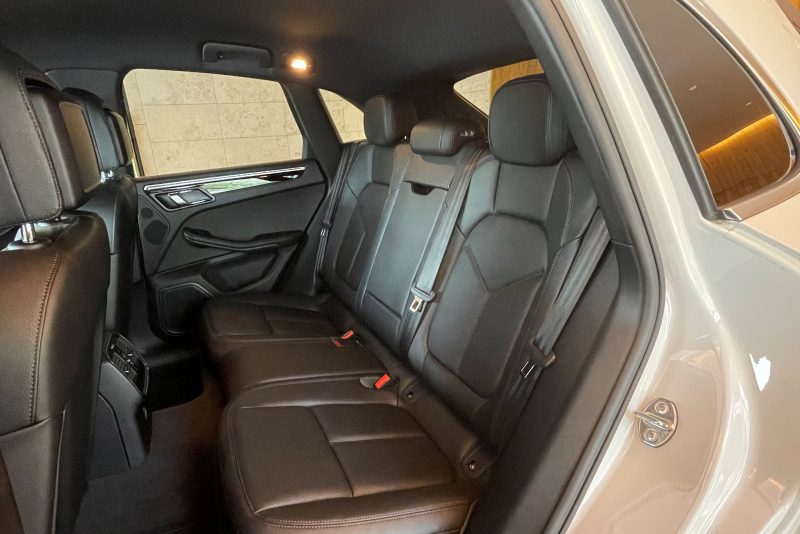 ポルシェ マカン 中古車