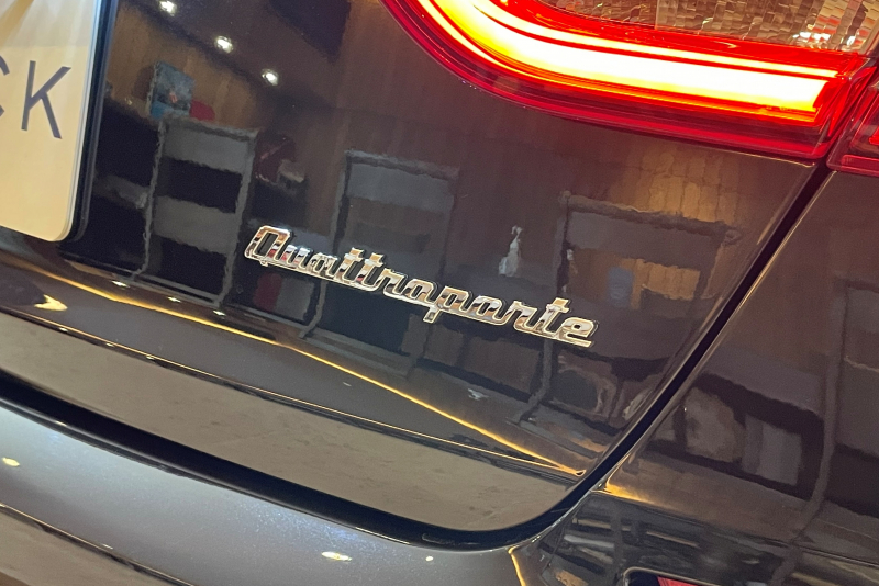 マセラティ クアトロポルテ 中古車