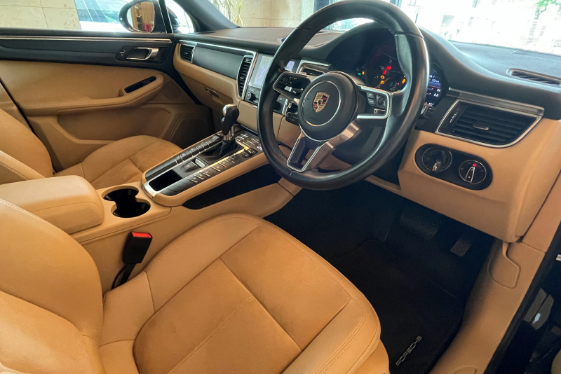 ポルシェ マカン 中古車